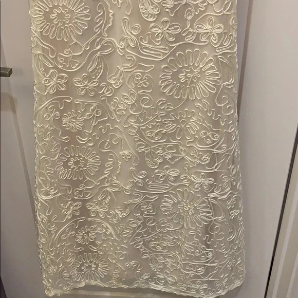 Lulu’s Wedding Dress Ivory Lace Embroidered Size Small New - Picture 6 of 16